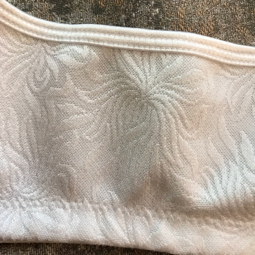 Vintage Playtex 36B 18-hour Wear Bra - Picture 4 of 5